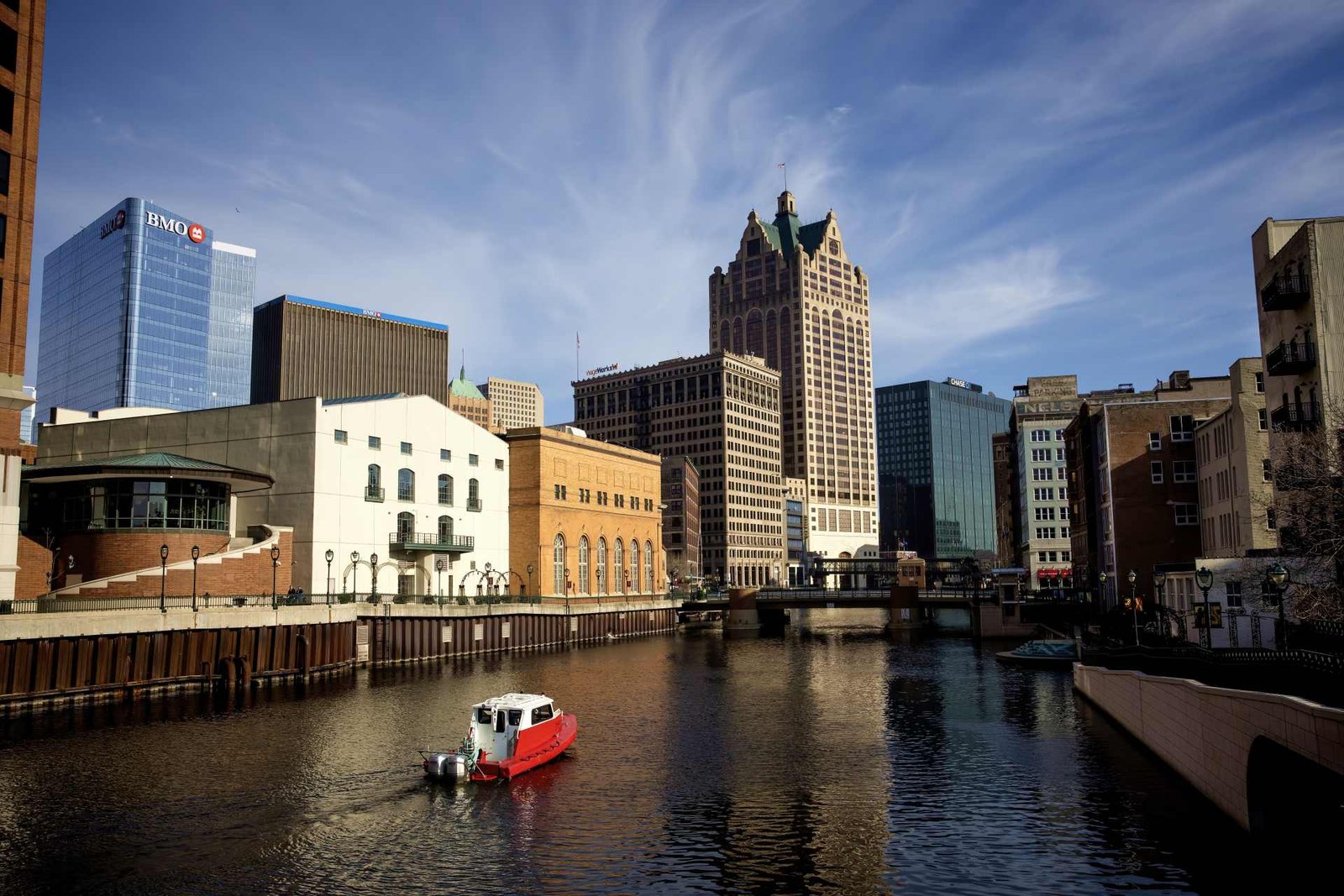 Milwaukee River and downtown Milwaukee, Wisconsin commercial property insurance
