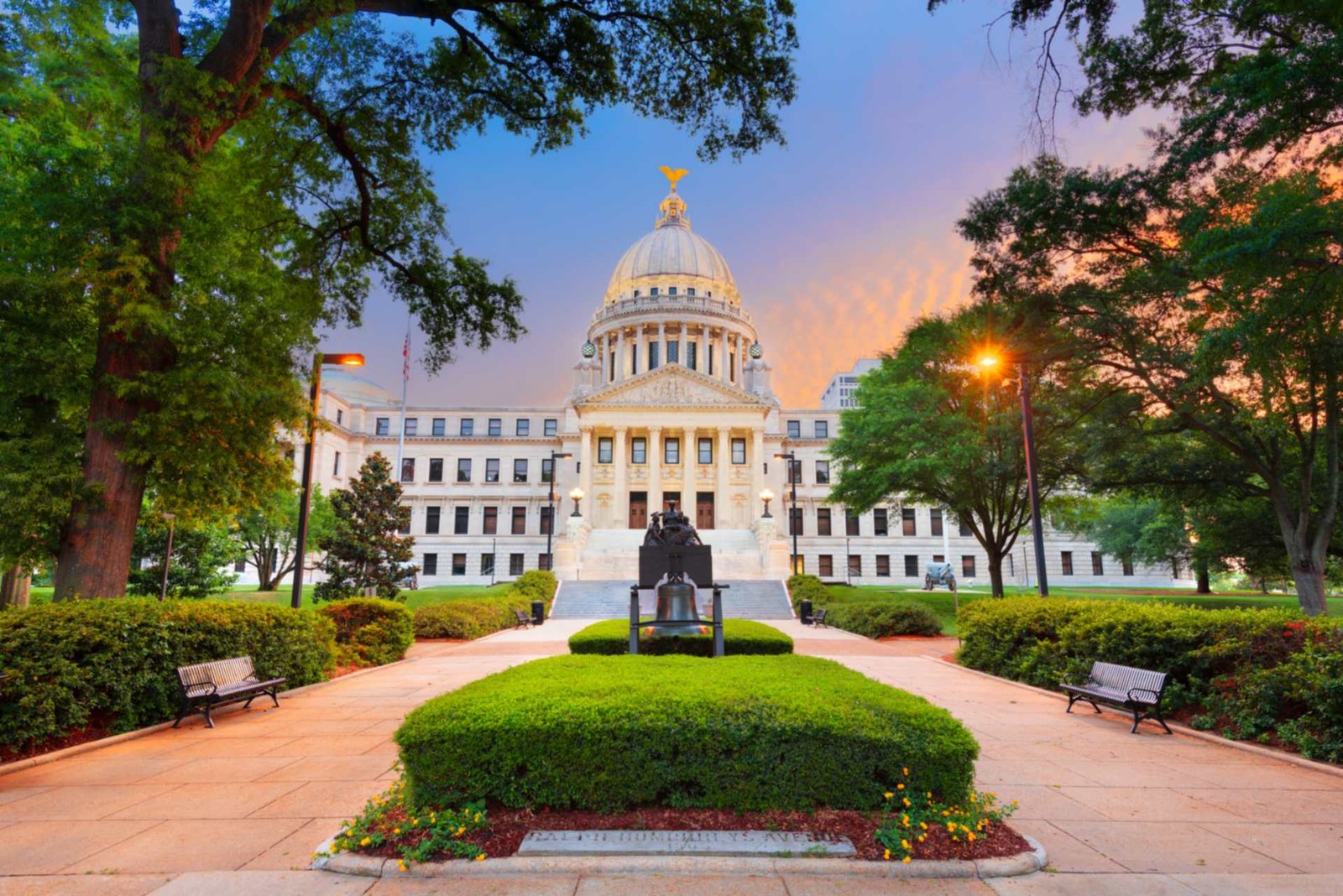 Mississippi State Capitol in Jackson, Mississippi commercial property insurance